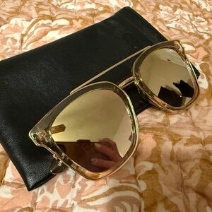 Quay Australia Gold-Tinted Sunglasses. Sweet talker square - Gold